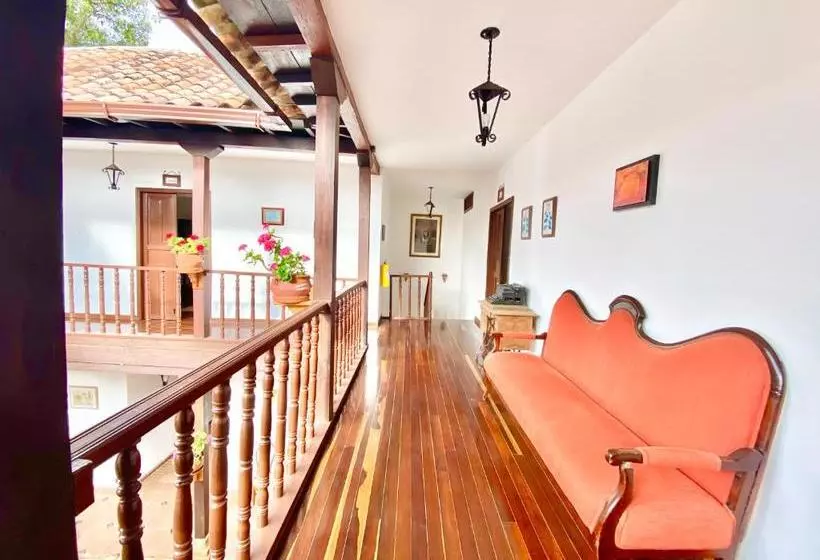 ユースホステル Casa Del Carmen   Villa De Leyva