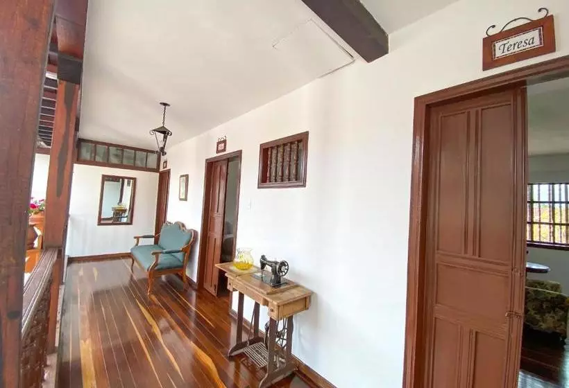 ユースホステル Casa Del Carmen   Villa De Leyva