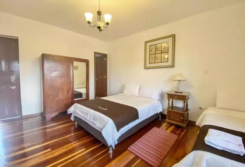 ユースホステル Casa Del Carmen   Villa De Leyva