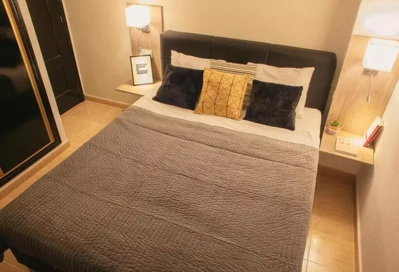 Aparthotel Costa Blanca