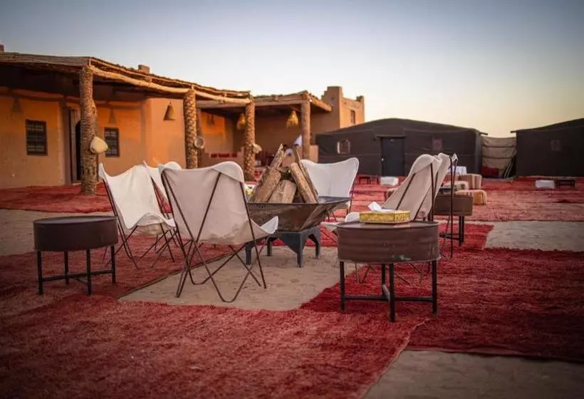 ベッドアンドブレックファースト M Hamid Bivouac   Chez Naji