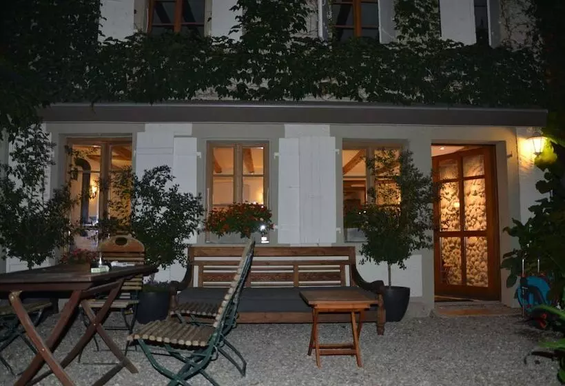 Aamiaismajoitus (B&B) Wonderlandscape Guest House