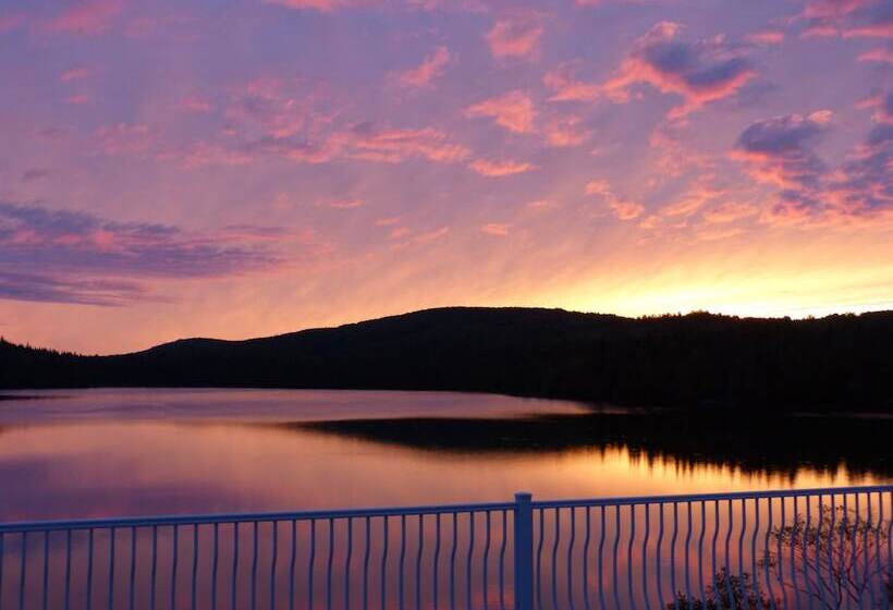 호텔 Auberge Du Lac Malcom