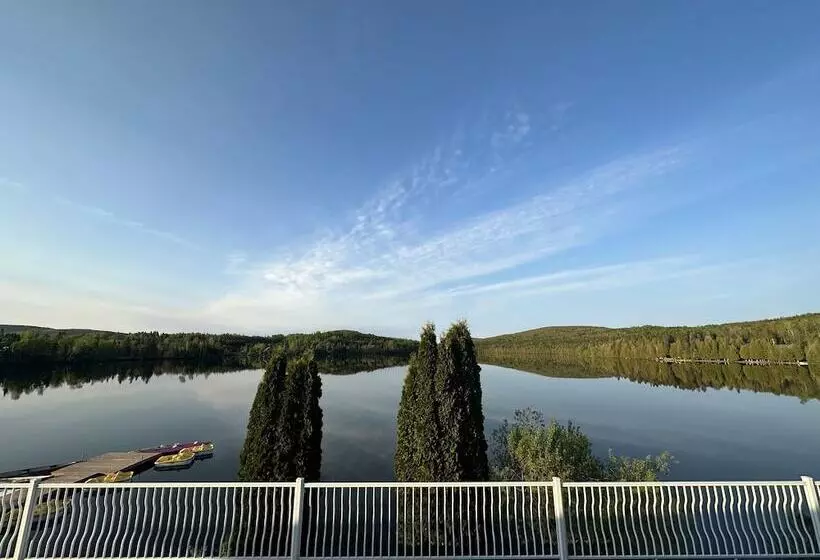 Hotelli Auberge Du Lac Malcom