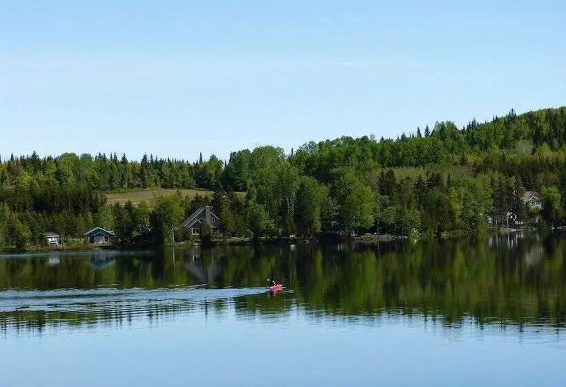 Hotelli Auberge Du Lac Malcom