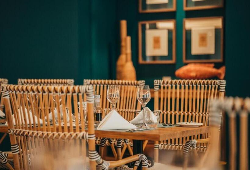 هتل Domaine De Grand Baie