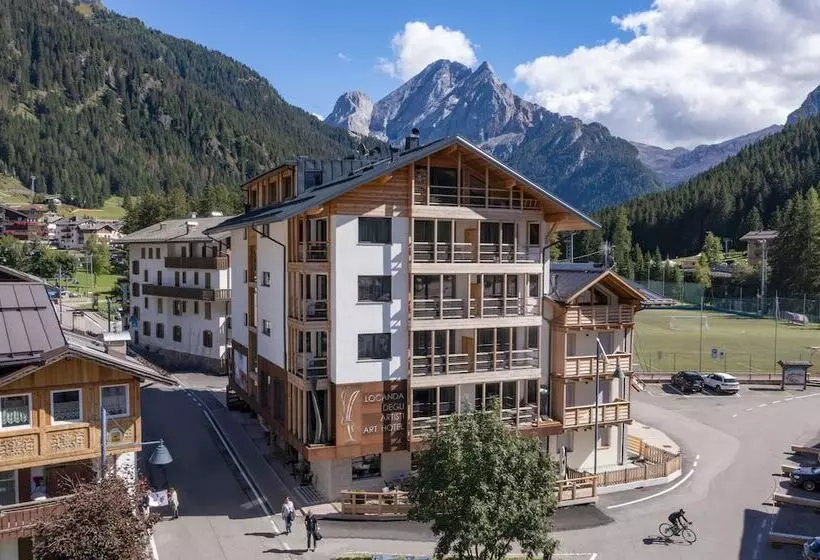 Hotelli Locanda Degli Artisti Art