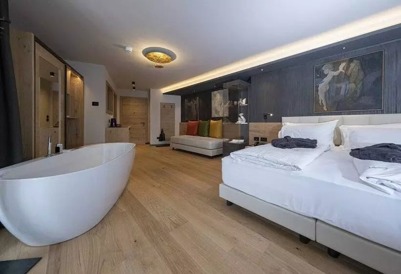 Hotelli Locanda Degli Artisti Art