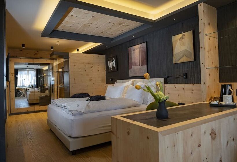 فندق Locanda Degli Artisti Art