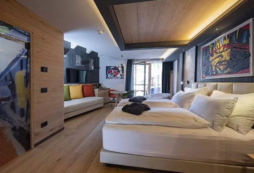 Hotelli Locanda Degli Artisti Art