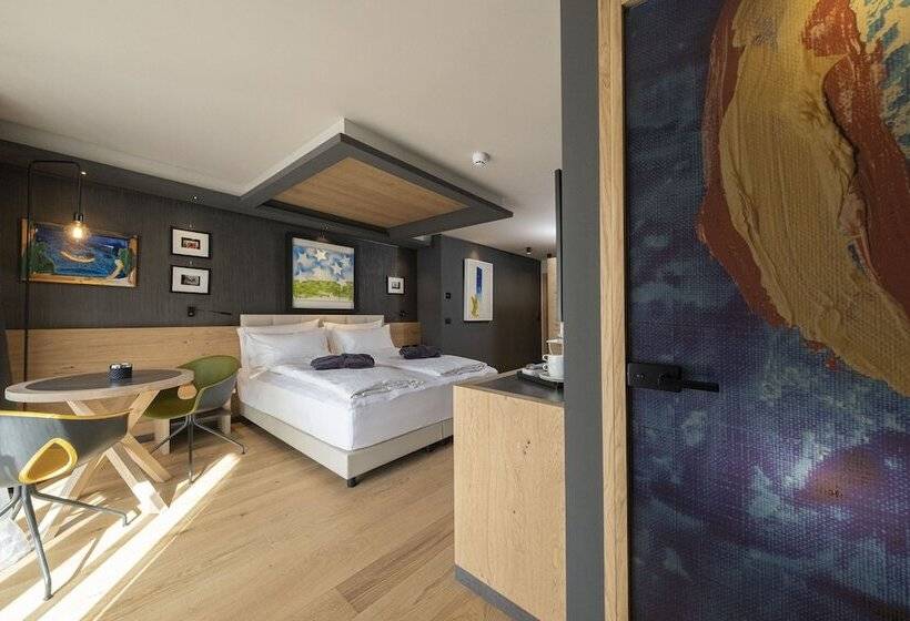 فندق Locanda Degli Artisti Art