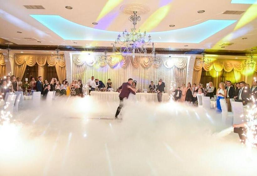 Hotel Mirage Resort & Spa