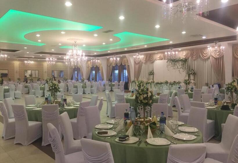 Hotel Mirage Resort & Spa