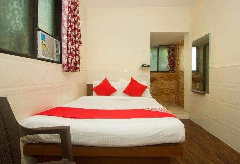 בית מלון כפרי Oyo 24430  Baldev Palace