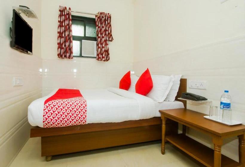 בית מלון כפרי Oyo 24430  Baldev Palace