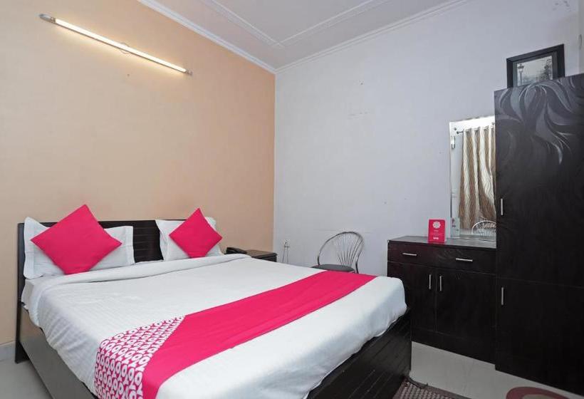 Hotel Oyo 40418 Pawanputra