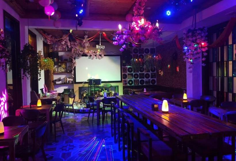 ホテル Qingyue Jingshe