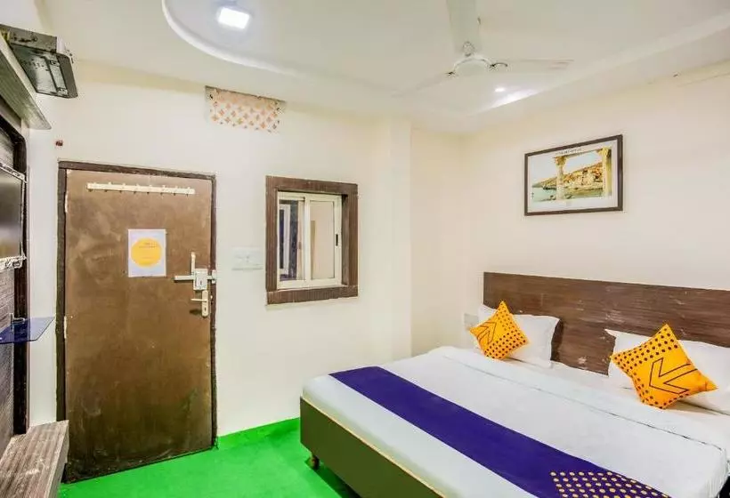 ホテル Spot On 62271  Vishal Palace