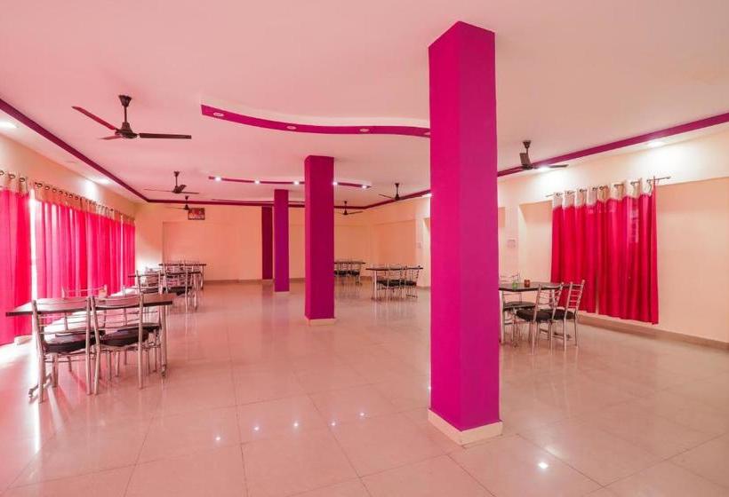 호텔 Spot On 76190 Vrindavan