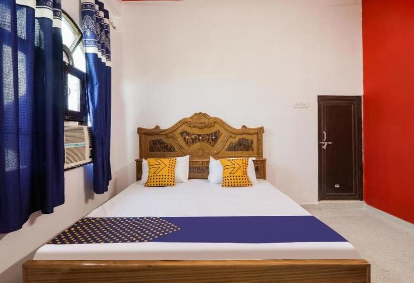 호텔 Spot On 76190 Vrindavan