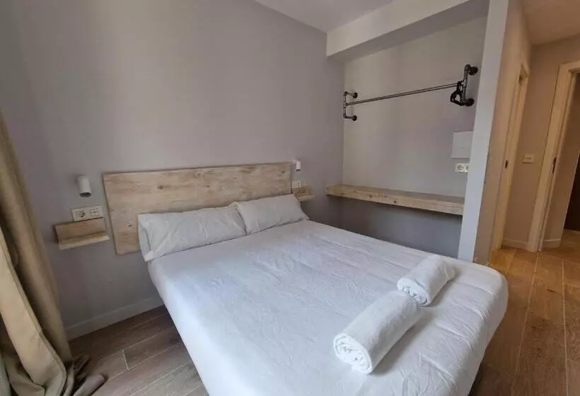 Majatalo Beach Break Guesthouse