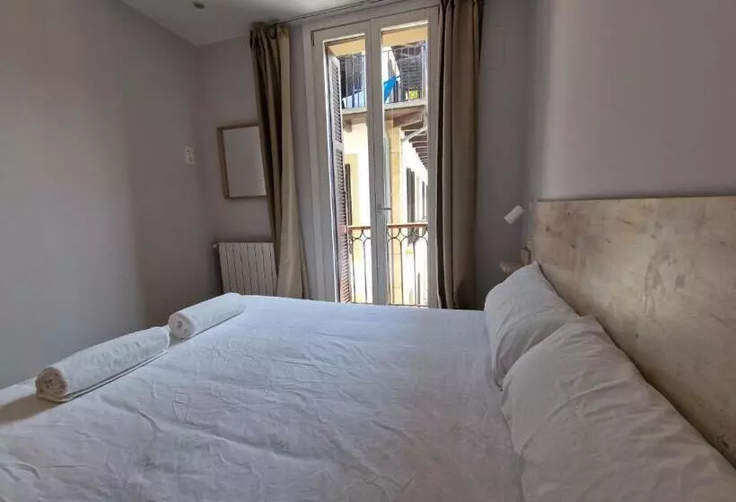 Majatalo Beach Break Guesthouse