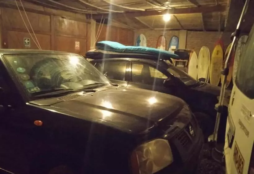 ユースホステル Chicama Surf Camp