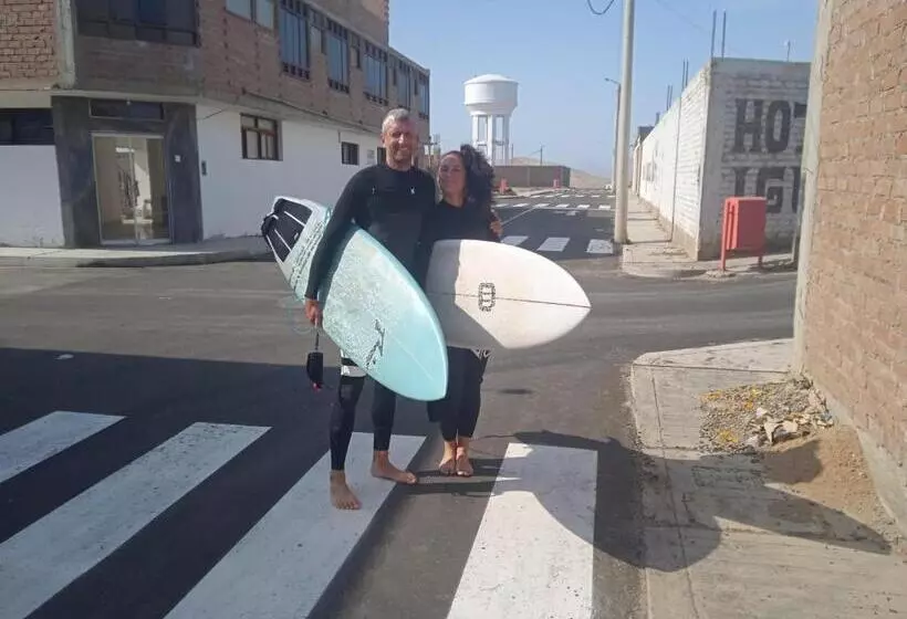 ユースホステル Chicama Surf Camp