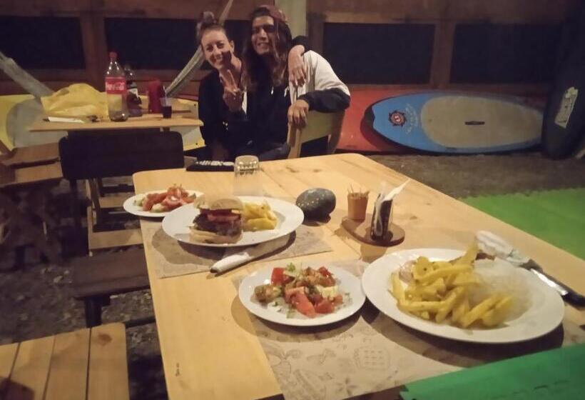 ユースホステル Chicama Surf Camp