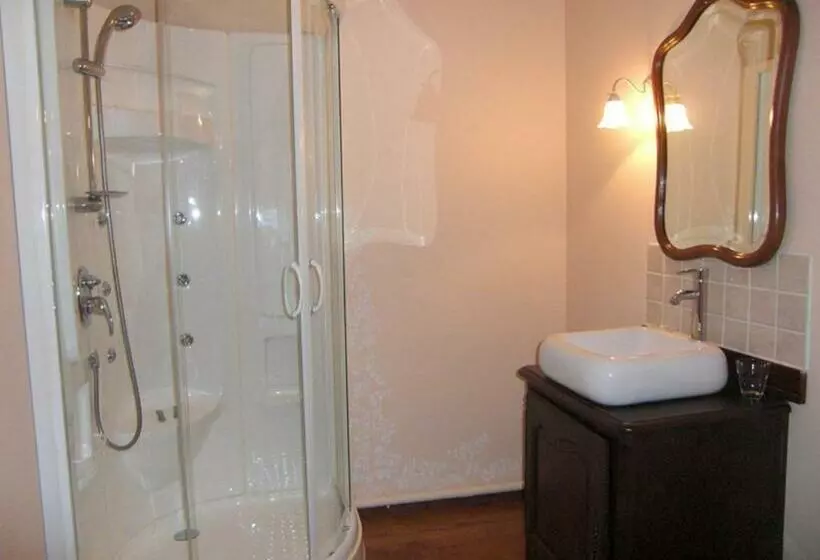 Aamiaismajoitus (B&B) Chambres D'hôtes Aroha
