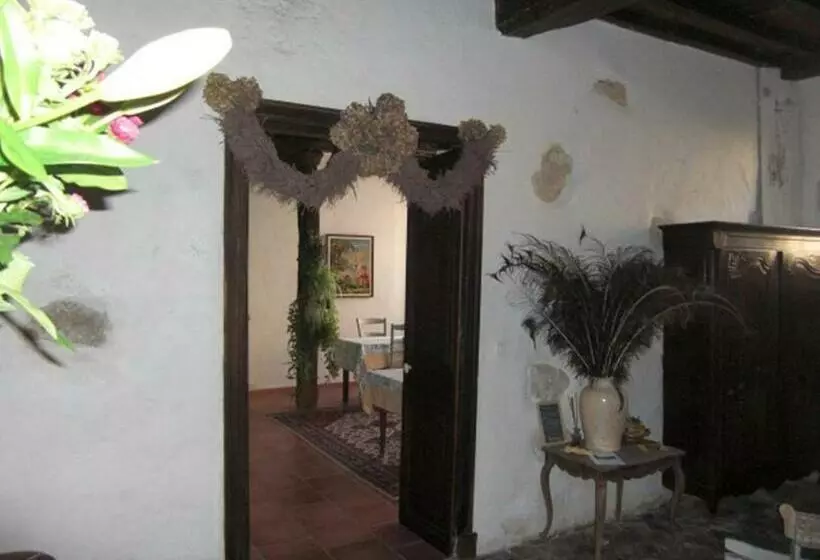 Aamiaismajoitus (B&B) Chambres D'hôtes Aroha