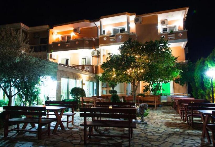 تختخواب و صبحانه Holiday Apartments & Rooms