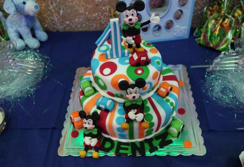 تختخواب و صبحانه Holiday Apartments & Rooms