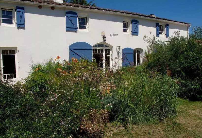 ベッドアンドブレックファースト La Claverie