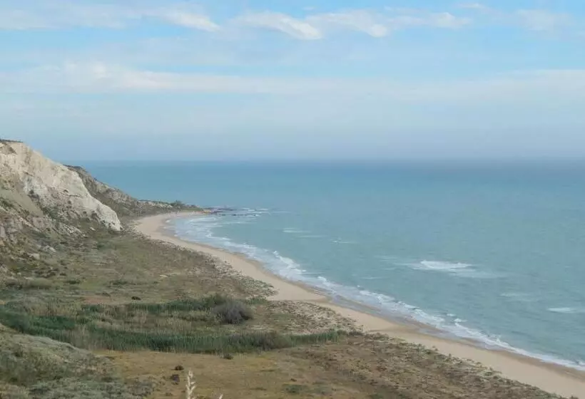 هتل Agriturismo Casebianche