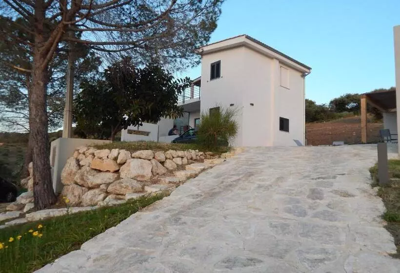 هتل Agriturismo Casebianche