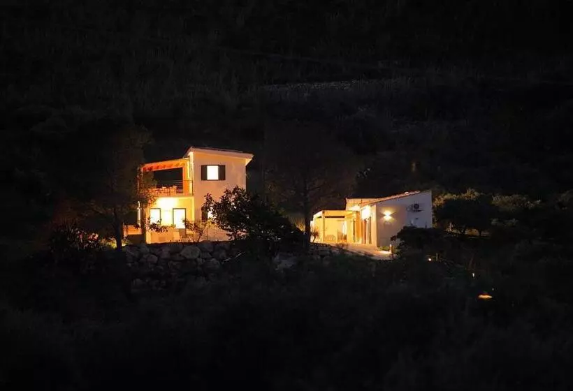 هتل Agriturismo Casebianche