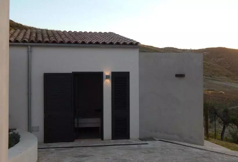 هتل Agriturismo Casebianche