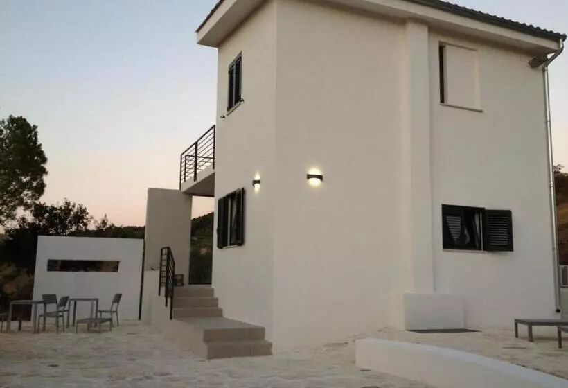 هتل Agriturismo Casebianche