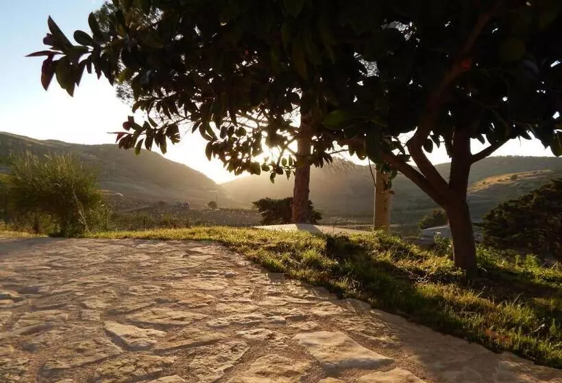 هتل Agriturismo Casebianche