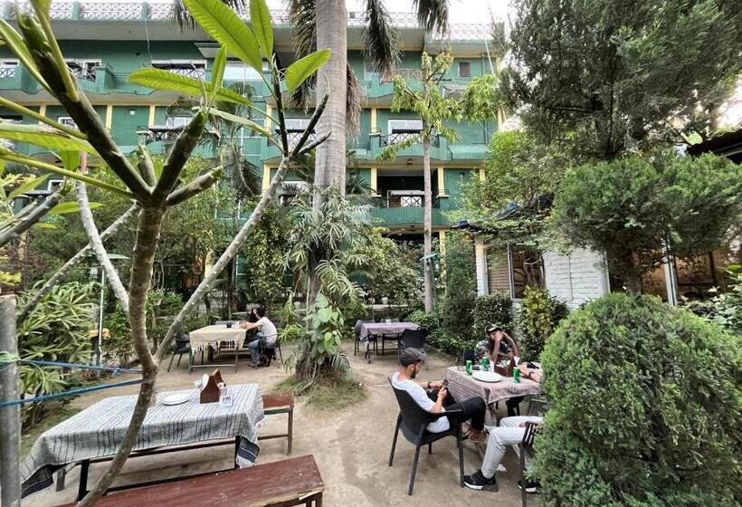 Hotell Green Hills Cottage Rishikesh