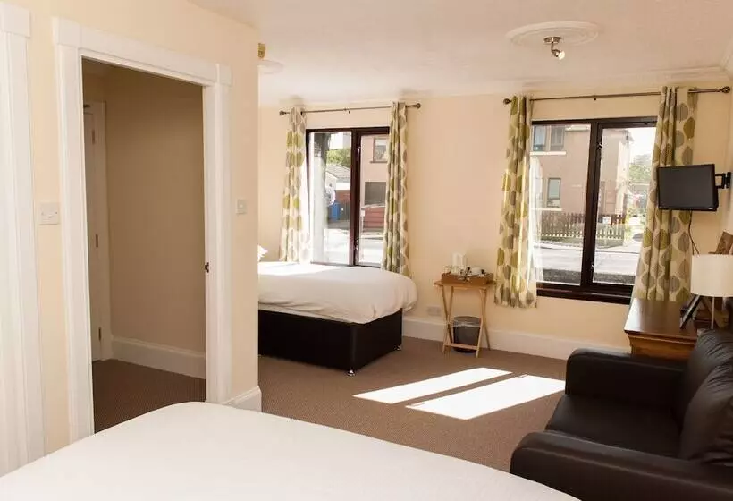 Отель Alban And Abbey House