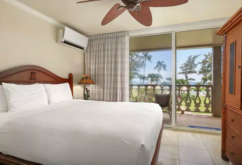 هتل Aston Islander On The Beach