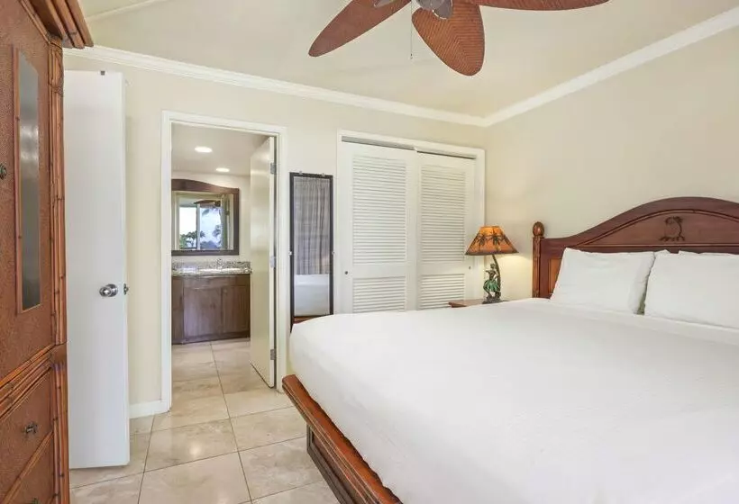 هتل Aston Islander On The Beach