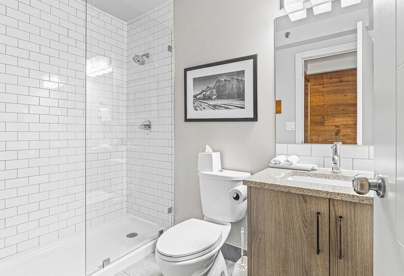 Szálloda Basecamp Lodge Canmore