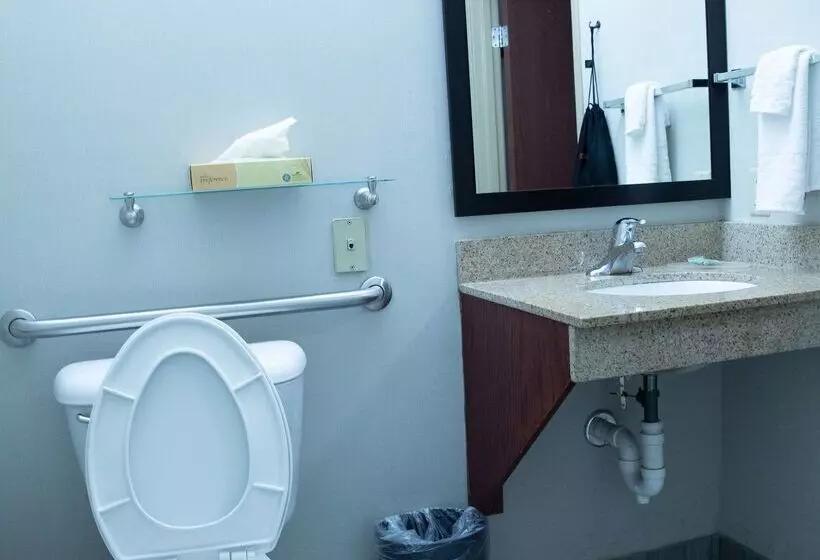 هتل Best Western Providenceseekonk Inn