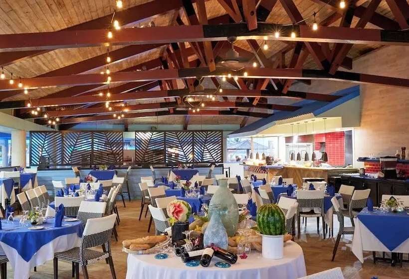 Coconut Bay Beach Resort & Spa - All Inclusive