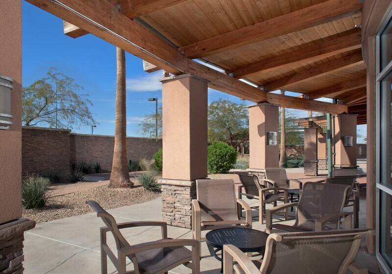 فندق Courtyard By Marriott Phoenix West/avondale