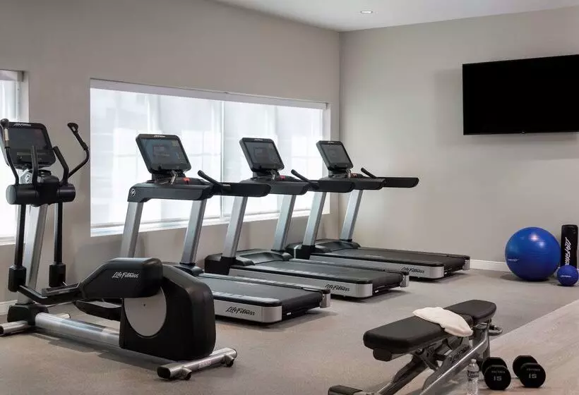 هتل Doubletree Suites By Hilton Naples