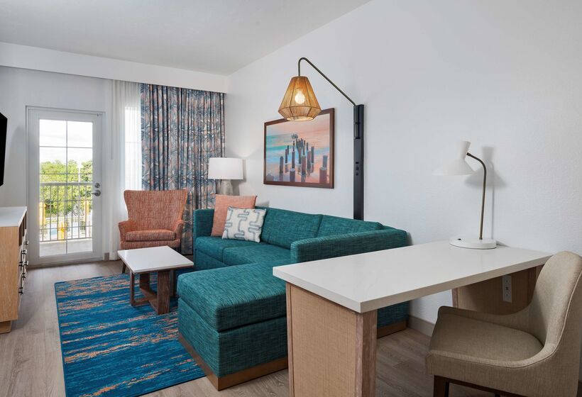 בית מלון כפרי Doubletree Suites By Hilton Naples